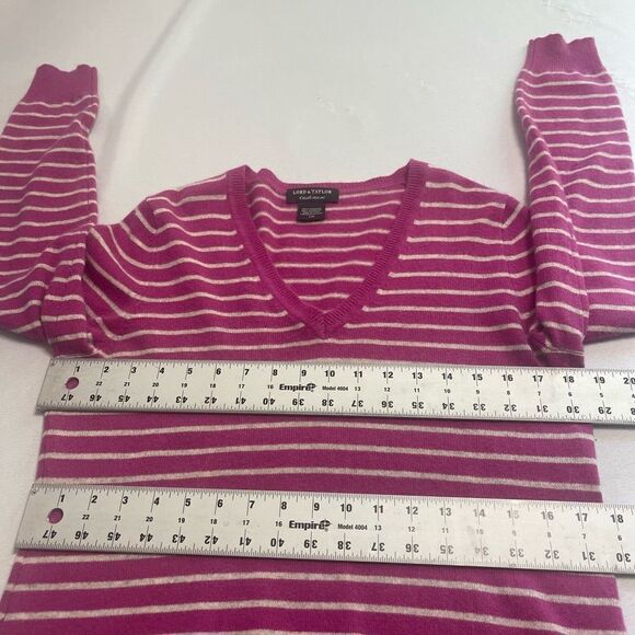 Lord & Taylor Pink Stripe Cashmere V Neck Sweater Size Large - Picture 3 of 7